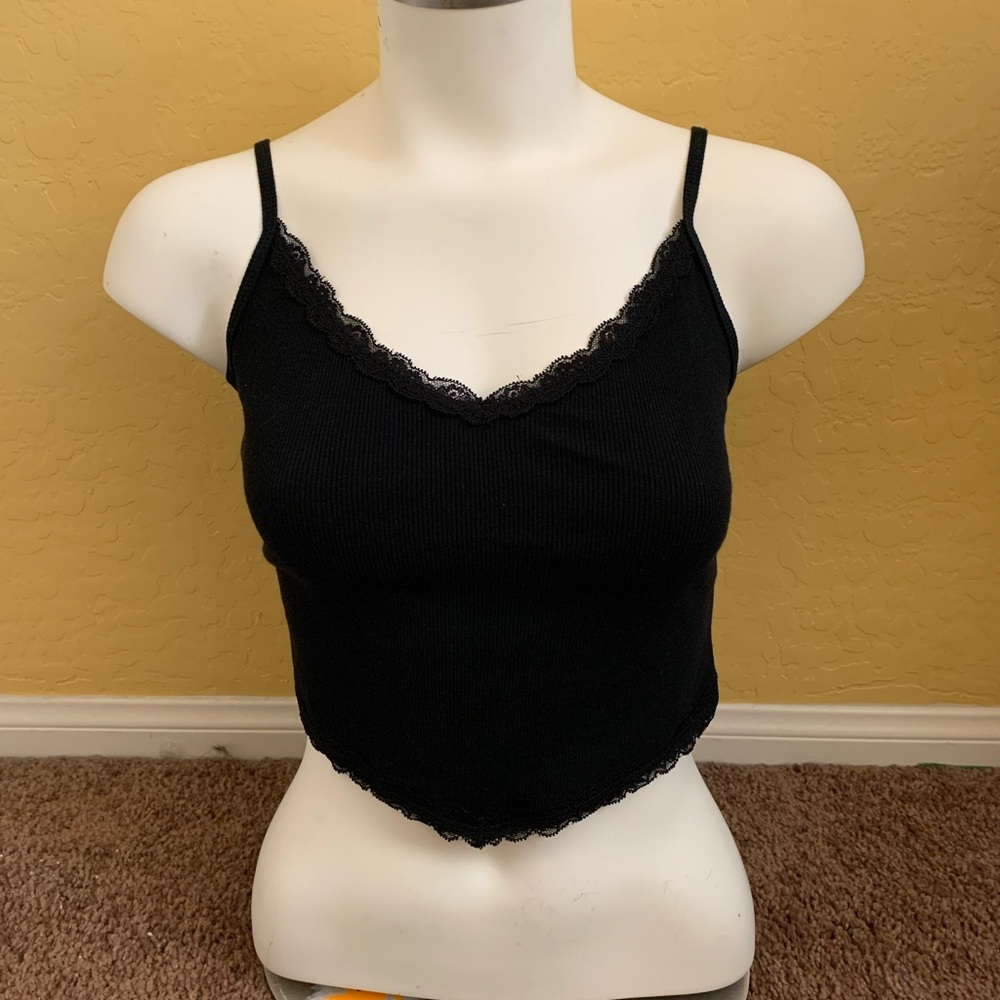 Hollister Lace Trim Bandana Hem Crop Cami